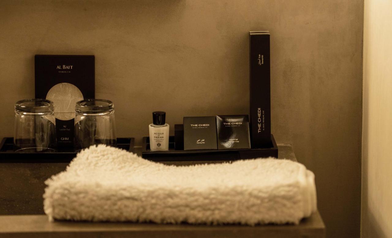 Hotel The Chedi Al Bait, Szardża Zewnętrze zdjęcie A folded towel