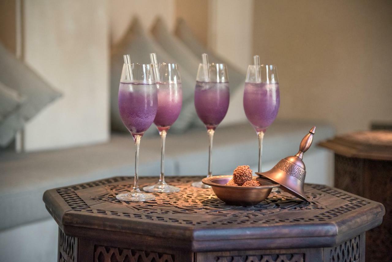 Hotel The Chedi Al Bait, Szardża Zewnętrze zdjęcie A Moroccan mint tea